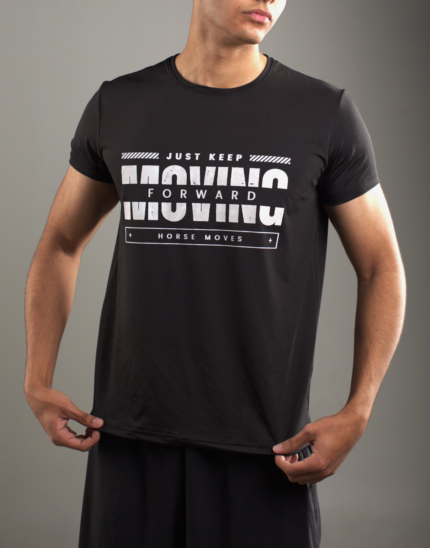 MOVING T-Shirt